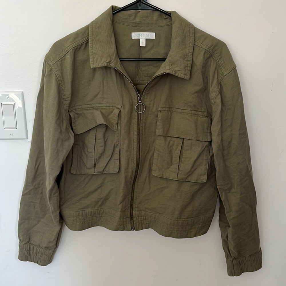 Abound green crop jacket - Picture 1 of 3